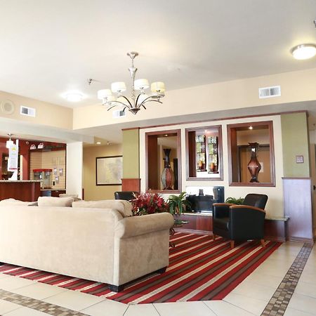 Ramada By Wyndham Fresno Northwest Hotel Exterior photo